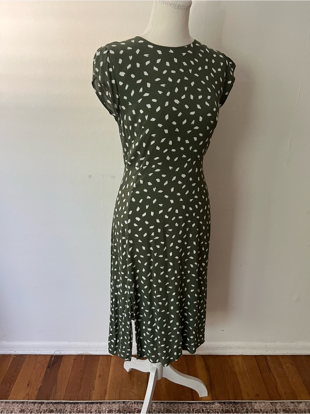 LOFT Green/white office quiet luxury  occasion short sleeve Midi Dress, size 2P